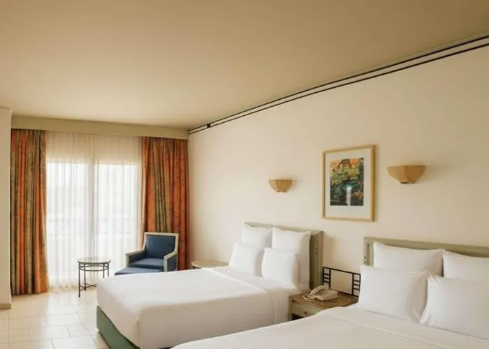 Naama Bay Promenade Managed By Accor 5*