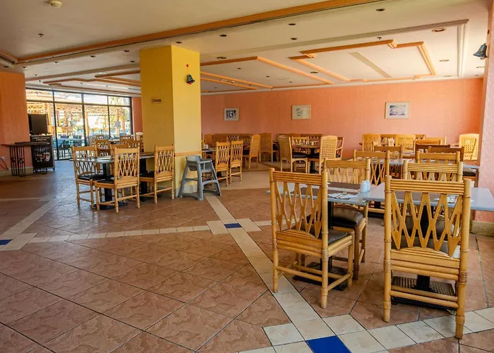 Resort Naama Bay Promenade Managed By Accor Şarm El-Şeyh